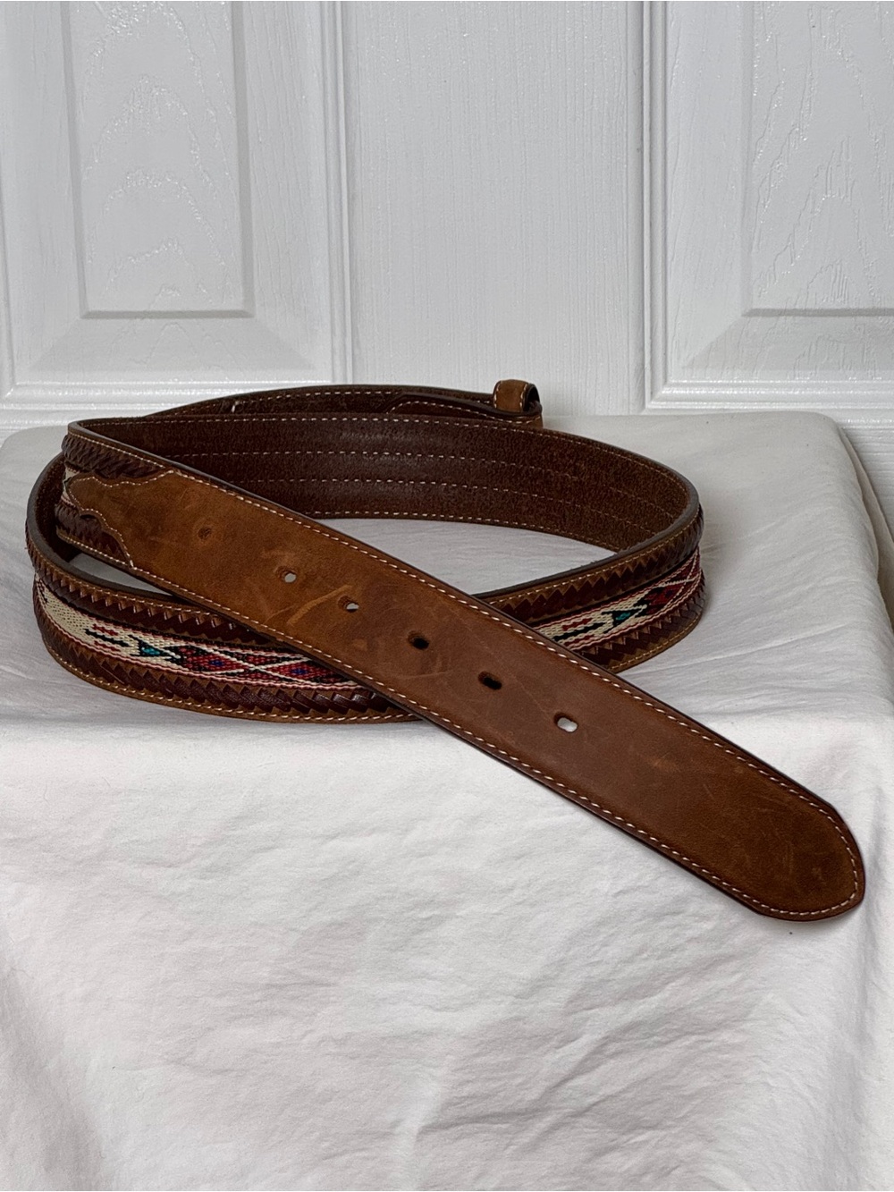Tony Lama Men's Size 42 Laced Edge Woven Leather Western Belt 5A109 No buckle